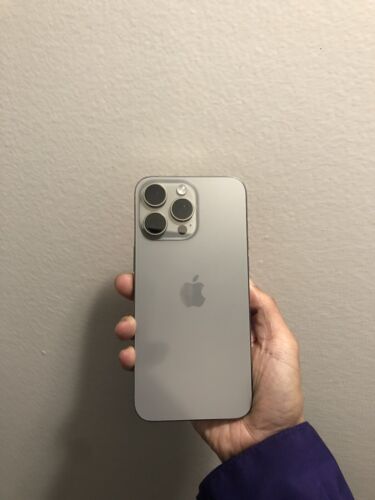 Apple iPhone 15 Pro Max 512GB Unlocked Excellent Condition