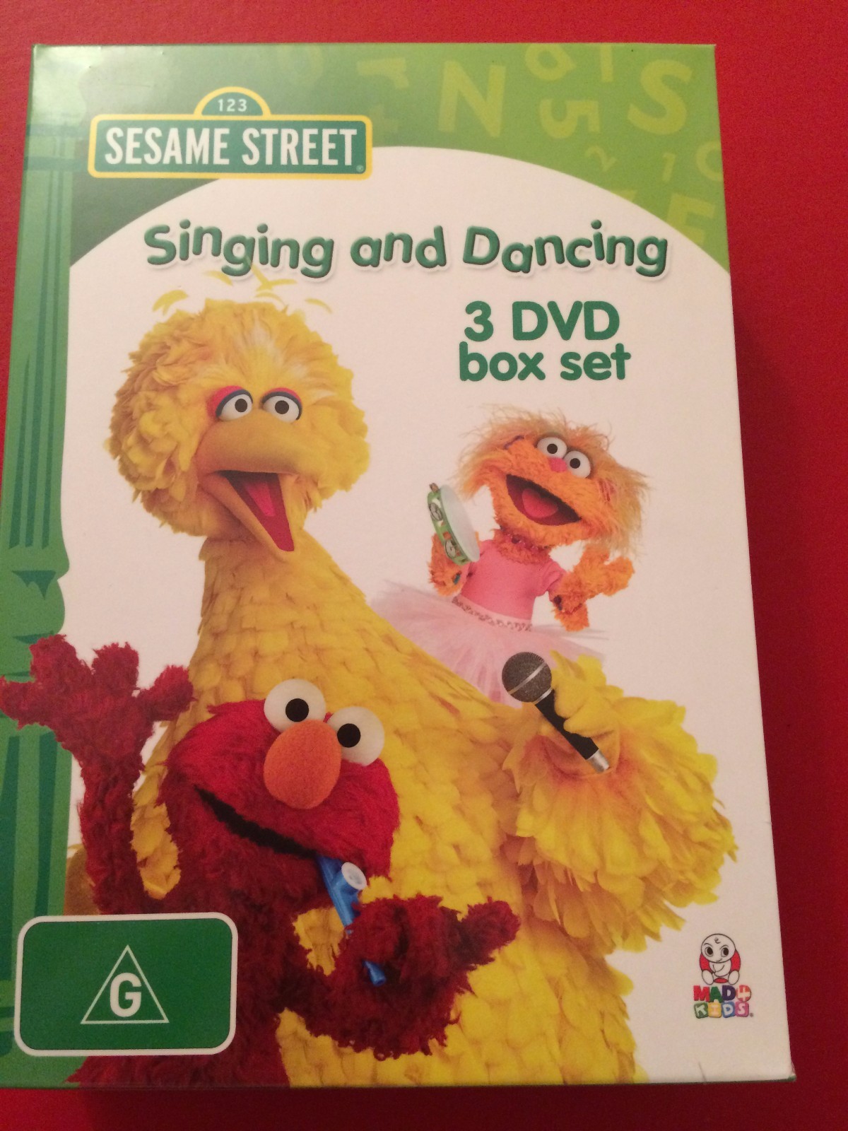 Sesame Street: Singing and Dancing (3 dvd box set) Get up