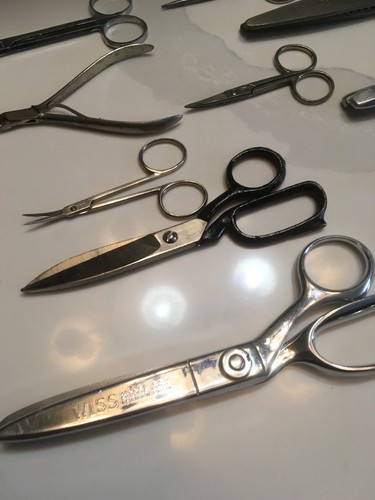 LARGE Lot of Vintage Scissors Pinking Shears Boker Treebrand Wiss Mark Fiskars