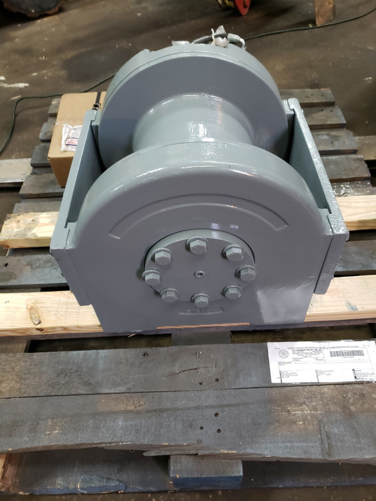 Kinematic Planetary Hydraulic Winch w/ hydraulic motor and spring applied brake