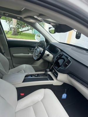 image 3 of interior