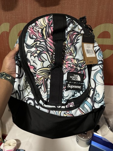 バッグ Supreme North Face Steep Tech Backpack 20850330_51053068_600.jpg