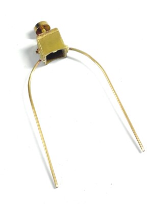 Roundhouse Billy Square Sand Box, Brass casting, complete