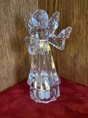1123. MIKASA LEAD CRYSTAL ANGELIC HARMONY ANGEL WITH BIRD WITH TIMER CANDLE