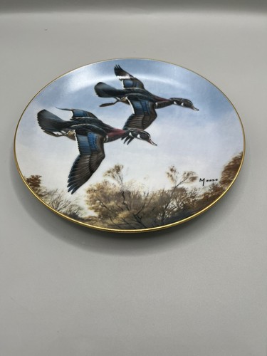 Feeding Flight by David Maass Game Birds Collection Plate Danbury Mint