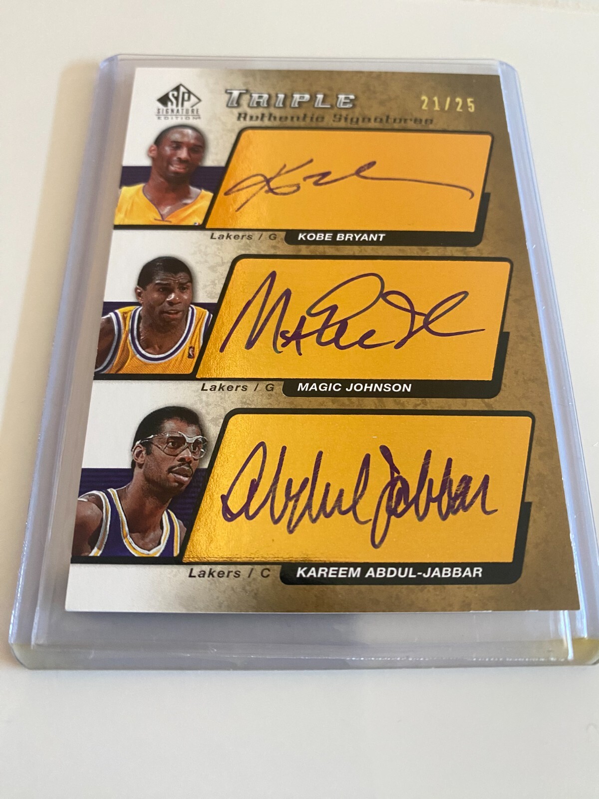 2004-05 SP Signature KOBE BRYANT MAGIC JOHNSON KAREEM ABDUL