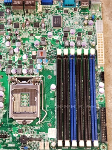 SUPER X8SIE-LN4 Server Motherboard