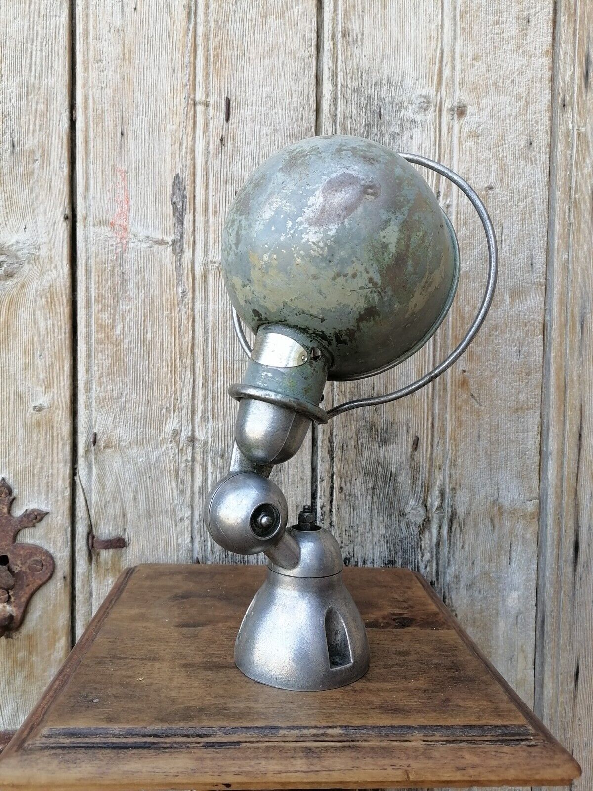 FRENCH ANTIQUE INDUSTRIAL DESIGN WALL LIGHT LAMP FROM JIELDE FRENCH ANTIQUE INDUSTRIAL DESIGN WALL LIGHT LAMP FROM JIELDE