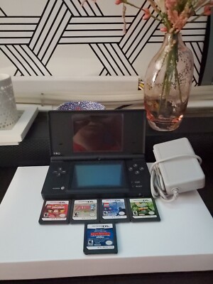Nintendo 3ds Plus five games and power supply