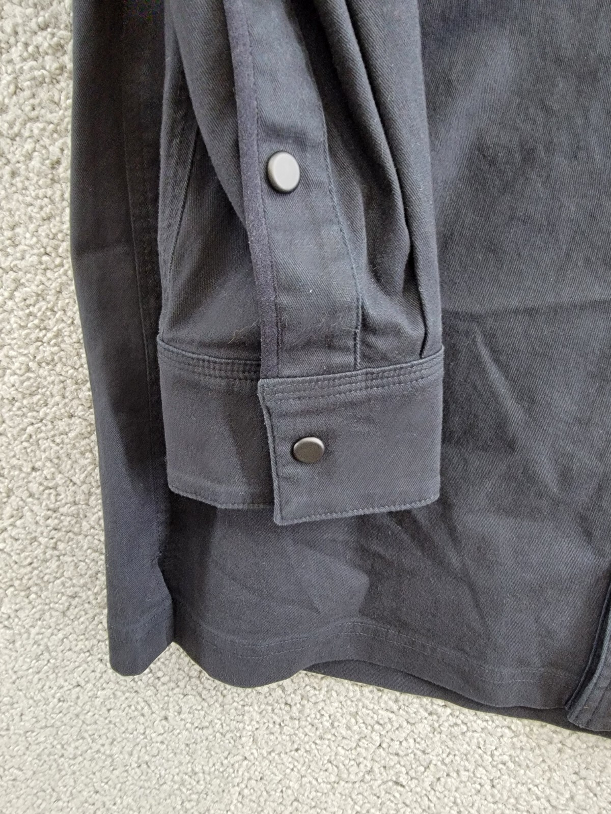 Bass Outdoor Relaxed Fit Stretch Worker Shirt Jacket Men's S Black Beauty L/S - Picture 10 of 19