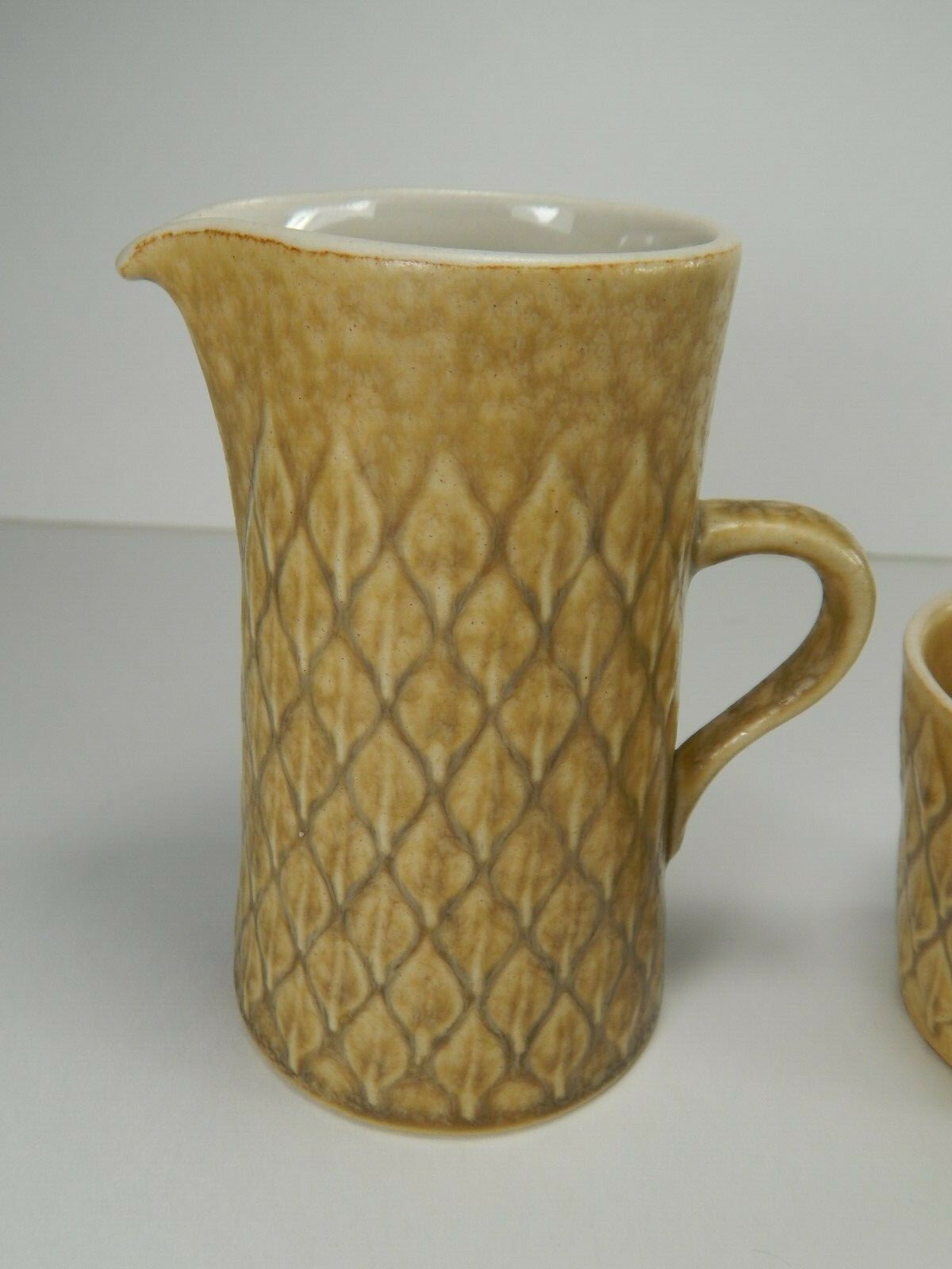 Jens Quistgaard B&G KRONJYDEN Relief Design Creamer Jug and Sugar Bowl Denmark.