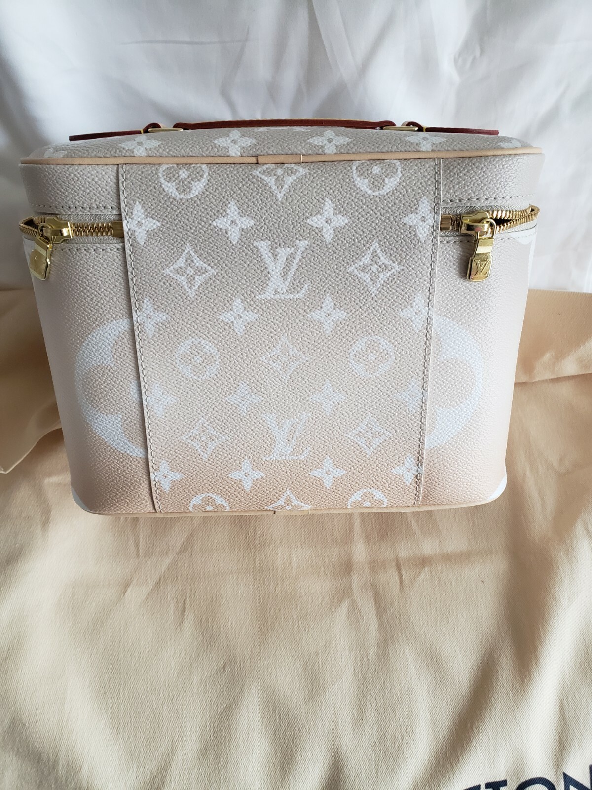 louis vuitton nice bb vanity case