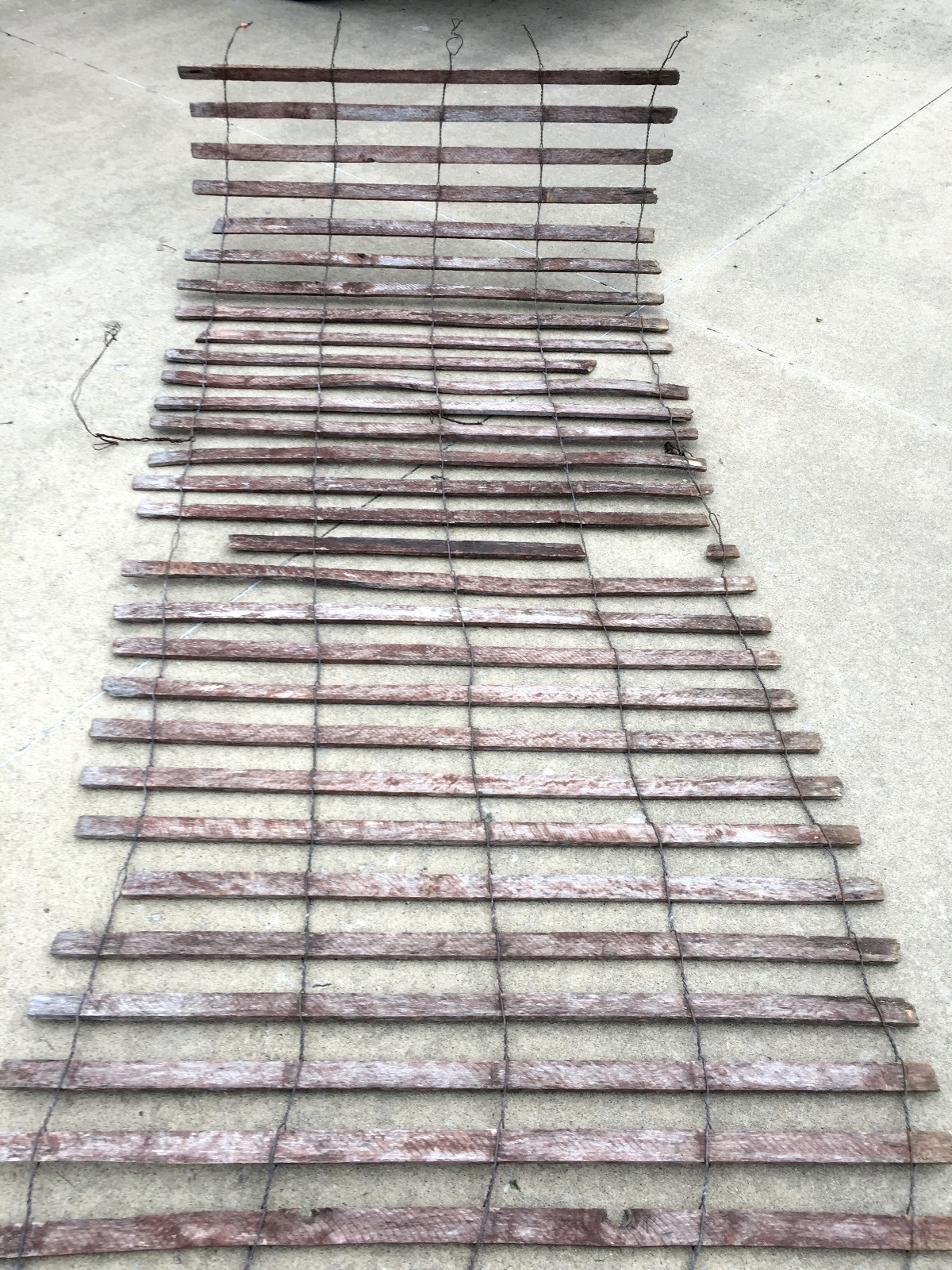 20 FT. VINTAGE WOOD SLATS & WIRE YARD FENCING GATE Salvage  CRAFTING 48