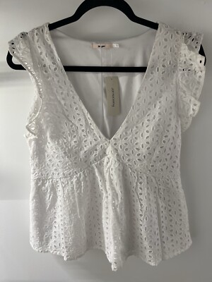 White Lace Francesca s Top NWT Size L