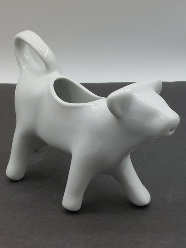 Vtg BIA Cordon Bleu Glossy White Porcelain Cow Milk Creamer MINT