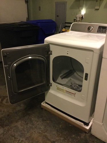 Samsung WA45H7000AW Washing Machine & Dryer Included