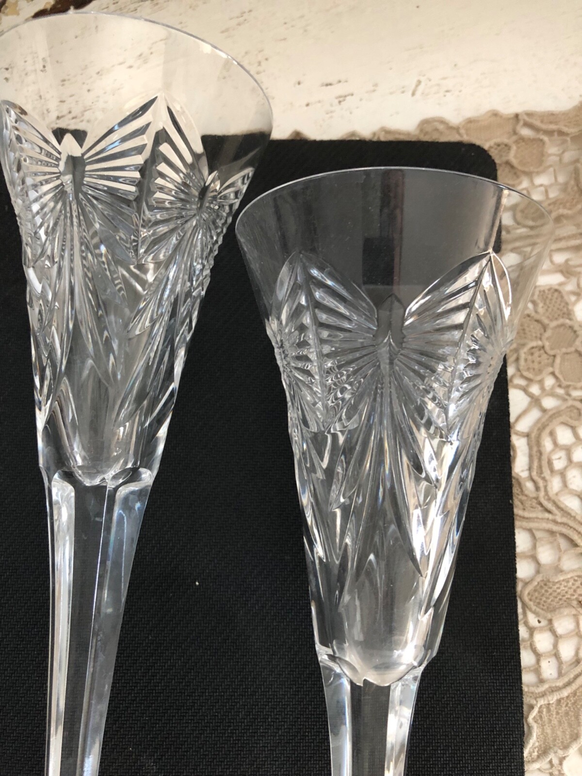 Set of 2 Waterford Millenium Toasting Flutes Happiness Chip on base