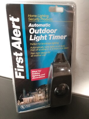 New First Alert Automatic Outdoor Light Timer Model LS656
