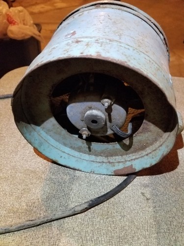 Vintage Lasko Fan model 5802A8