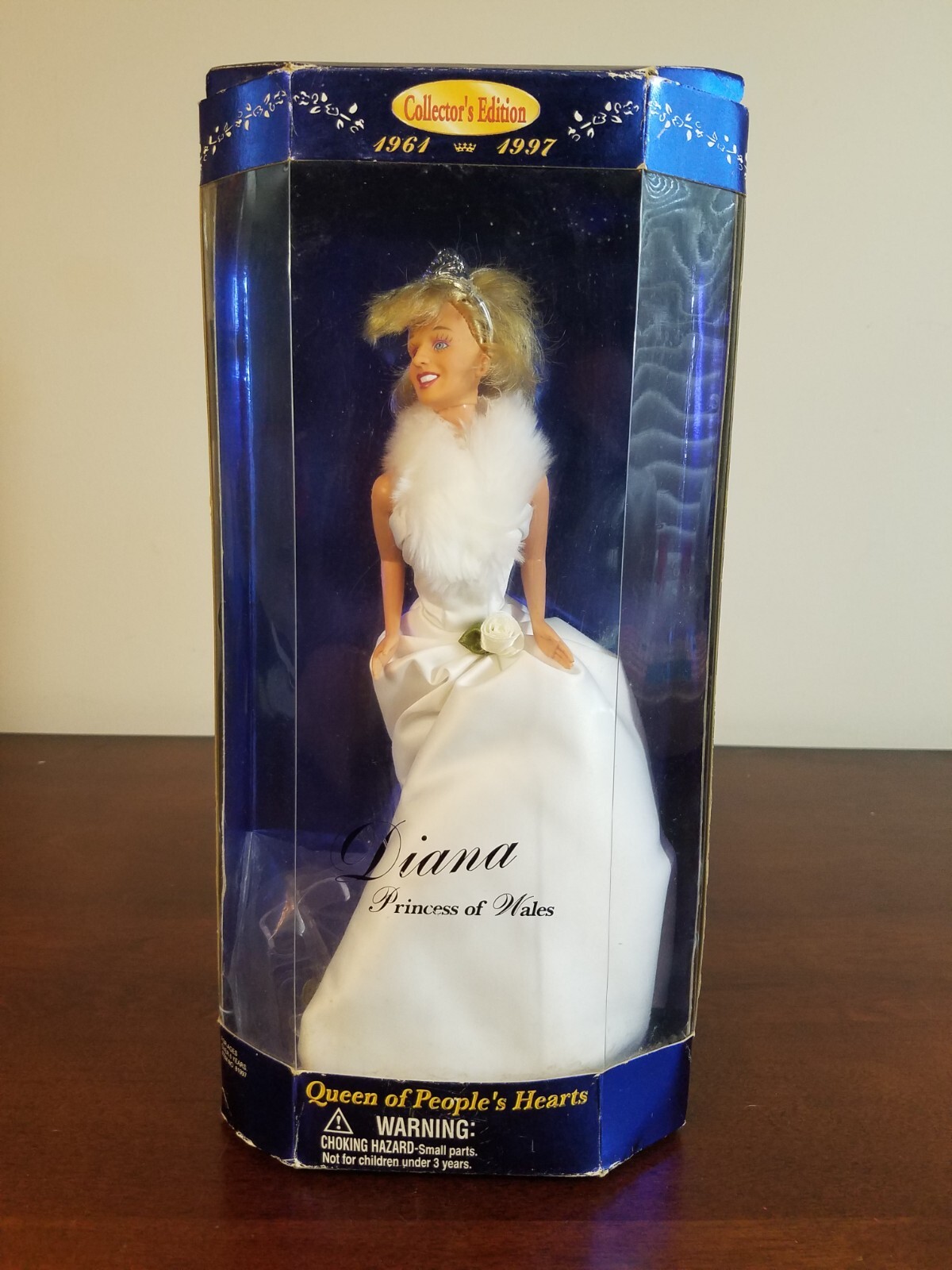 Diana Princess Queen of People's Hearts Barbie Doll 1997