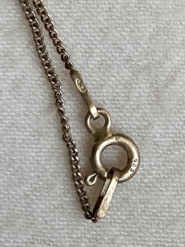 Sterling Silver Solid Round Pendant Curb Chain 18” Necklace Vintage 925 Signed