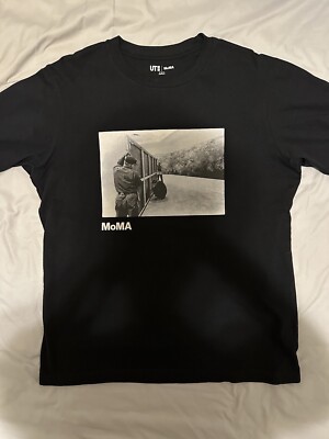 Uniqlo Moma Art Tshirt Black Size L