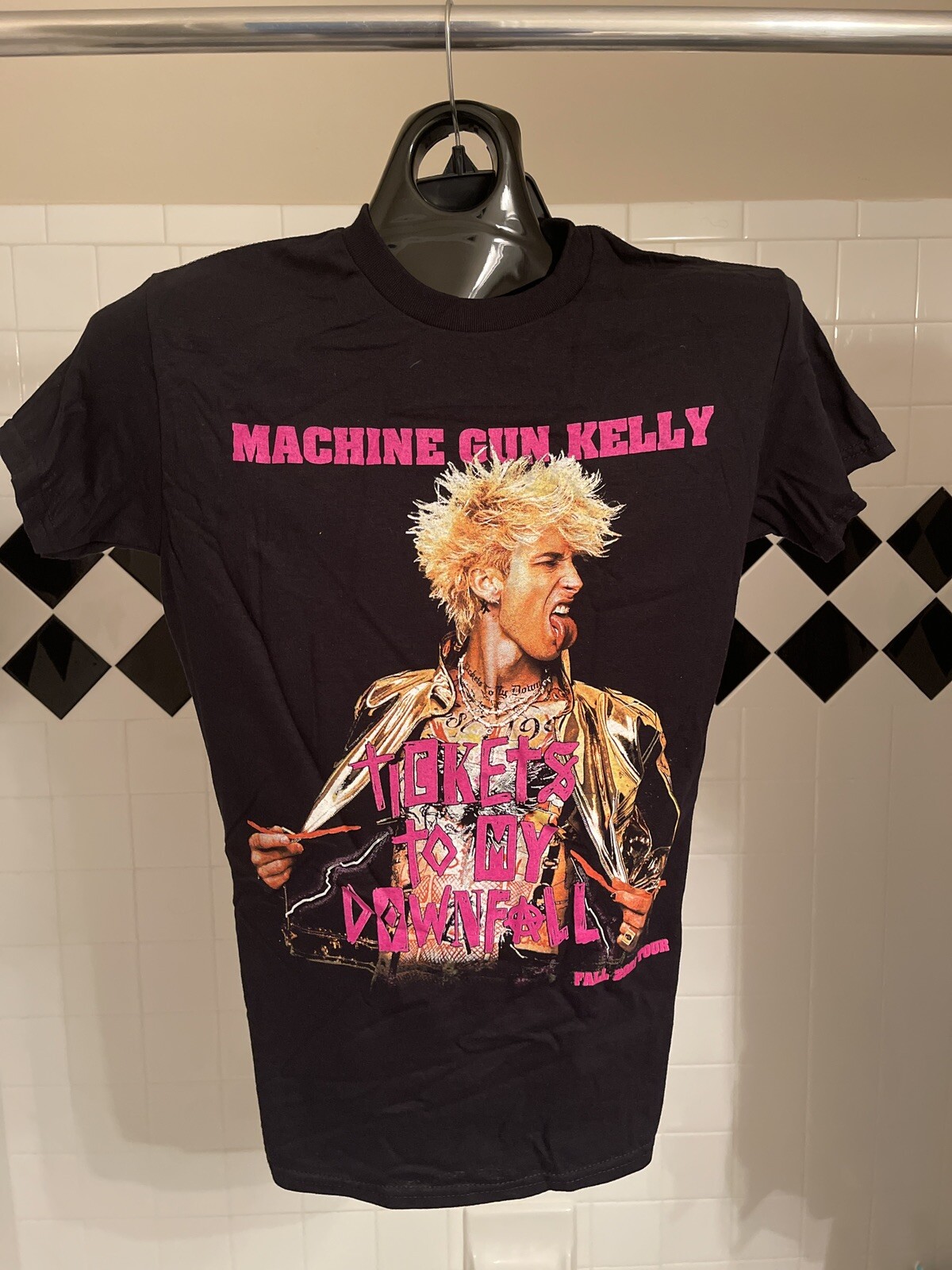 Футболка Men's Medium Machine Gun Kelly 