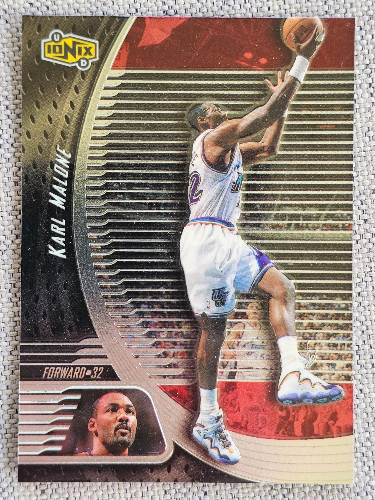 KARL MALONE 1998-99 UPPER DECK IONIX BASKETBALL CARD #57 KARL MALONE 1998-99 UPPER DECK IONIX BASKETBALL CARD #57