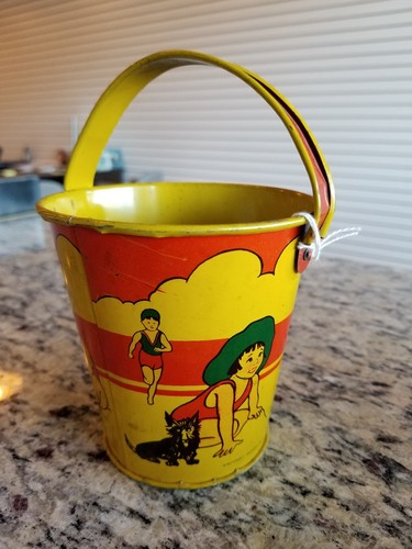 VINTAGE TIN LITHO SAND PAIL 1920s SEASIDE BEACH SCOTTIE DOG SANDCASTLES KIRCHHOF