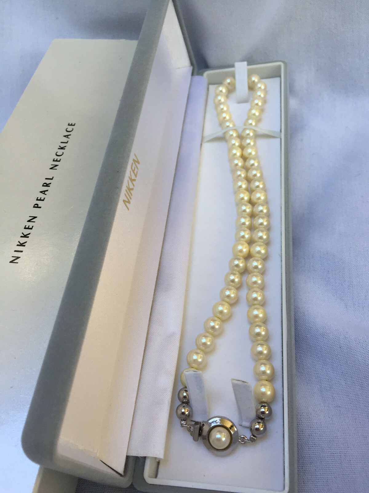 NIKKEN Kenko Magnetic Pearl Necklace Discontinued with Original Box and Case
