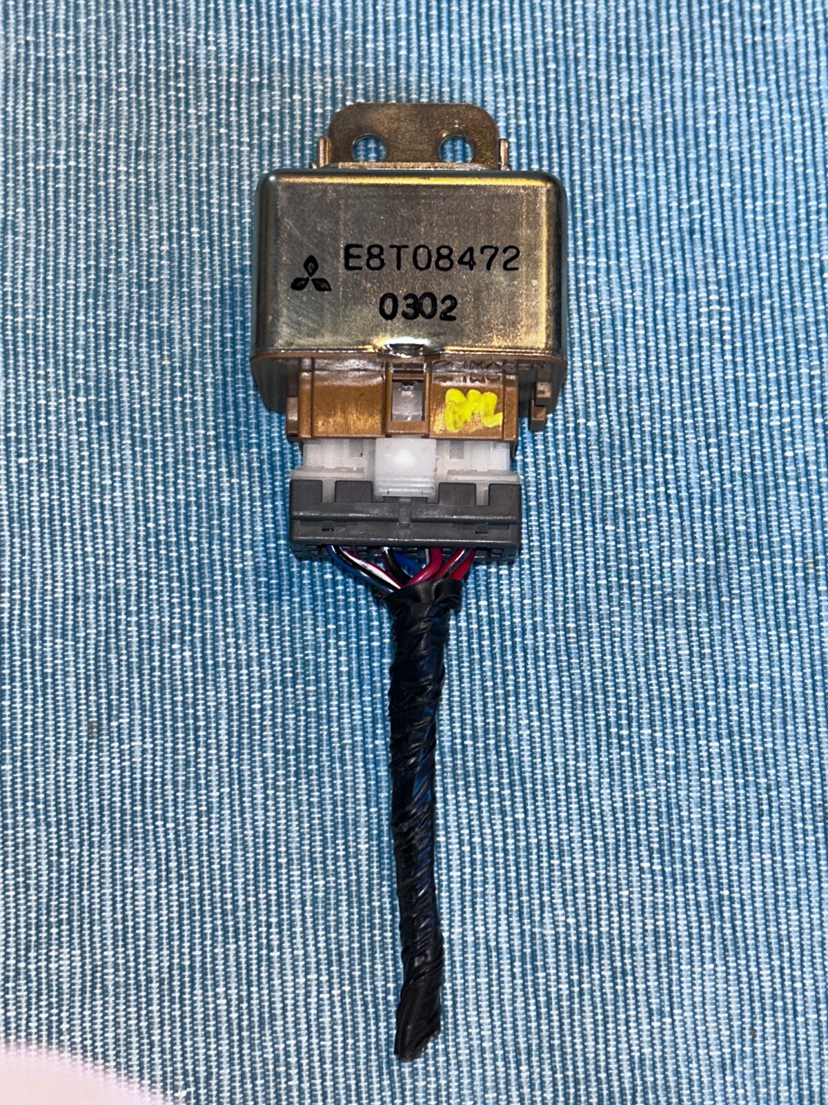 94 95 Mitsubishi 3000GT Dodge Stealth Fuel Pump MFI Relay 94 95 Mitsubishi 3000GT Dodge Stealth Fuel Pump MFI Relay