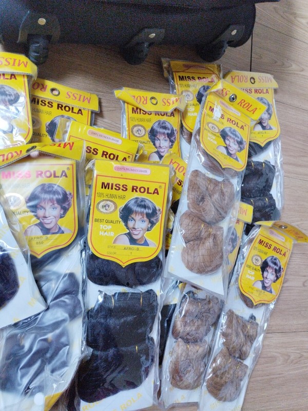 Miss Rola, Tissage  100% Humain Hair Naturel Ondule , Best Quality, Top Hair