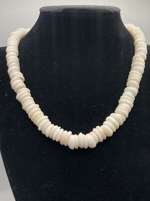 Vintage Hawaiian Authentic Puka Shell Necklace Choker 9mm 14  Long 55 Grams
