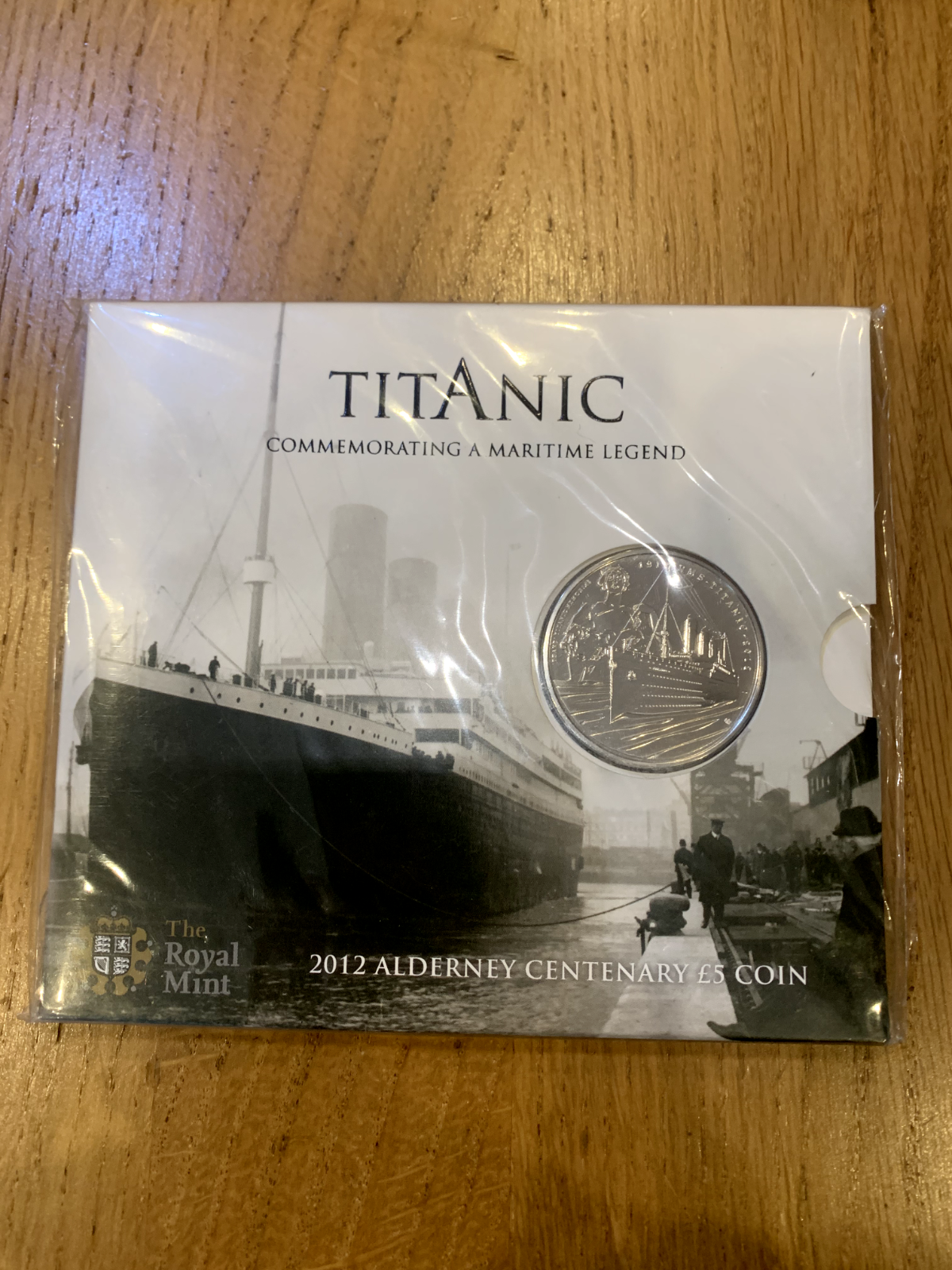 Alderney 2012 Royal Mint £5 Commemorative Centenary Titanic Coin