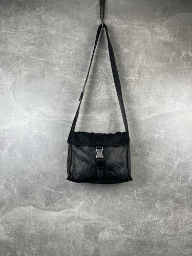 バッグ PRADA archive mini nylon boston bag Vintage Prada Tessuto Black Nylon Front Zipper Pocket Mini