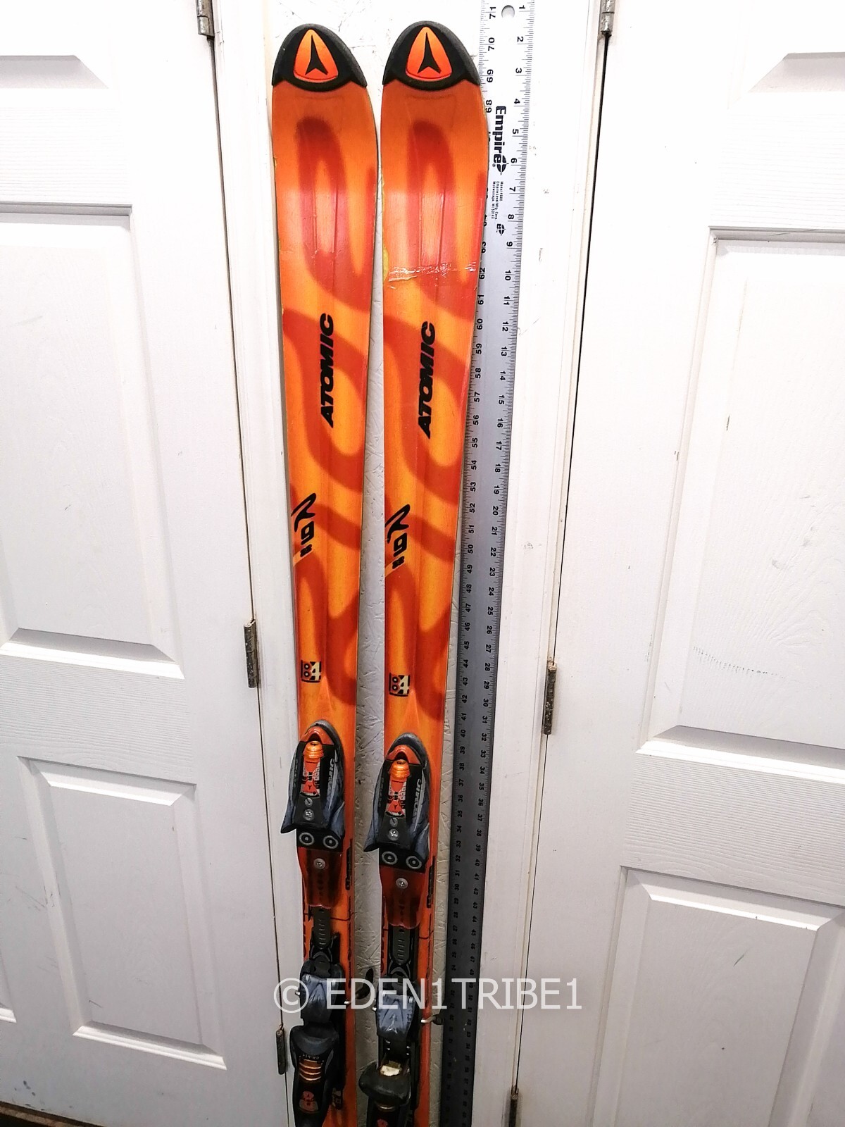 Atomic Beta Ride Orange Ski With Atomic Bindings Scuffs