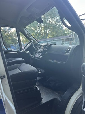 image 4 of interior