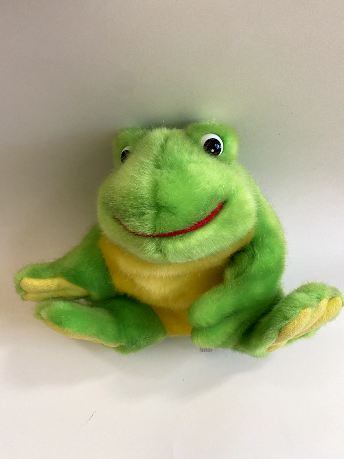 PLUSH FROG Stuffed Animal Toy by SKM Fuzzy Green Frog Plushie 11