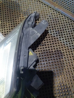 faro anteriore destro Citroen C6 2007 XENON
