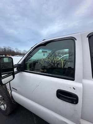01 02 03 04 05 06 07 CHEVY SILVERADO 3500 Front Door Glass Driver Side Left