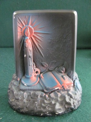 VINTAGE BLACK CERAMIC CANDLE BOOKENDS ETERNAL LIGHT BY VICTOR