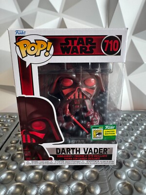 SDCC 2024 Exclusive with sticker - Funko Pop! - Darth Vader 710 + Protector