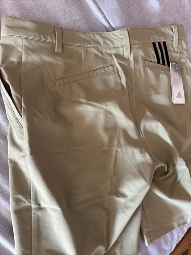 Adidas Men&rsquo;s Prime Green Golf Shorts Flat Front  32 Khaki $60