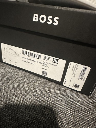 Hugo boss all white sneaker size 7 mens