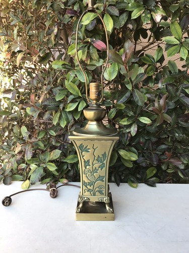 Vintage Ornate Oriental Style Table Lamp Brass 27” Tall Floral Inlay Design