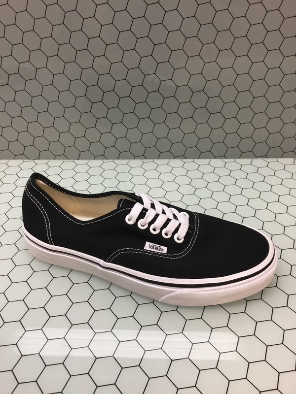 vans lo pro classic black lace up trainers