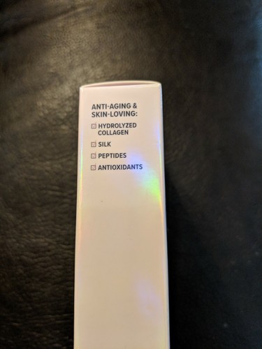 **NIB** IT Cosmetics Celebration Foundation Illumination MEDIUM Shade