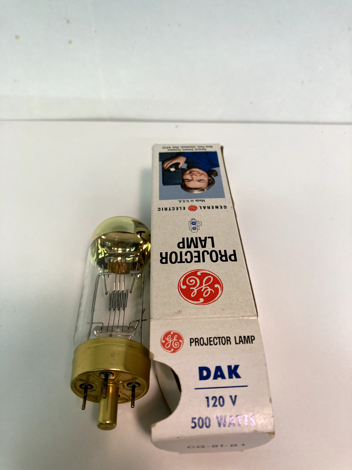 DAK projector lamp projection light bulb 120v 500 watt, GE b