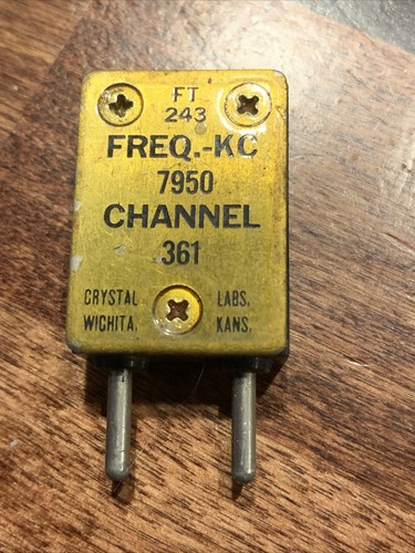 【USED】 MILITARY COMMUNICATIONS Edited 97 US Military Issue Radio/Phone SIGNAL CORPS US ARMY REMOTE