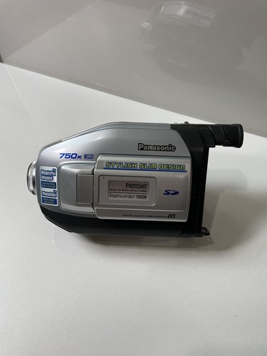 Panasonic PV-53 Palmcorder 本体と付属品 $_12.JPG?set_id=880000500F